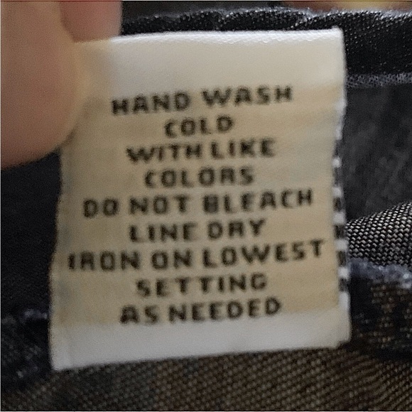 HANNAH STUD CHAMBRAY TUNIC  SIZE LARGE - Picture 7 of 7